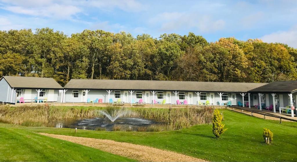 Silverstone Golf Club And Hotel Extérieur photo