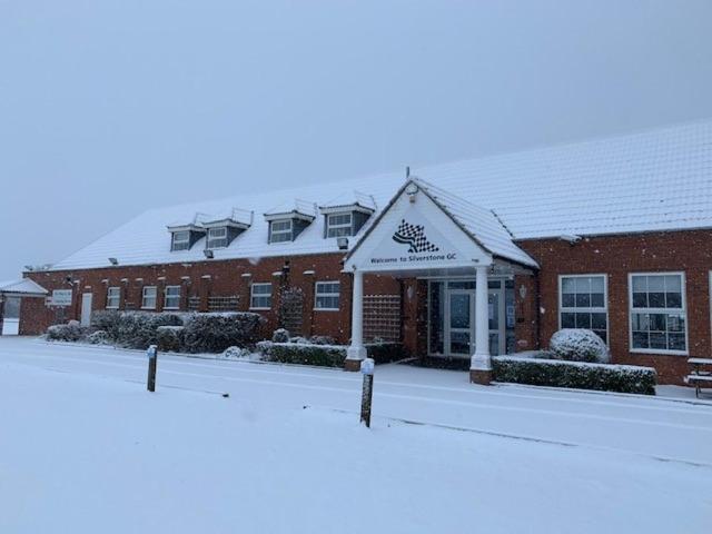 Silverstone Golf Club And Hotel Extérieur photo
