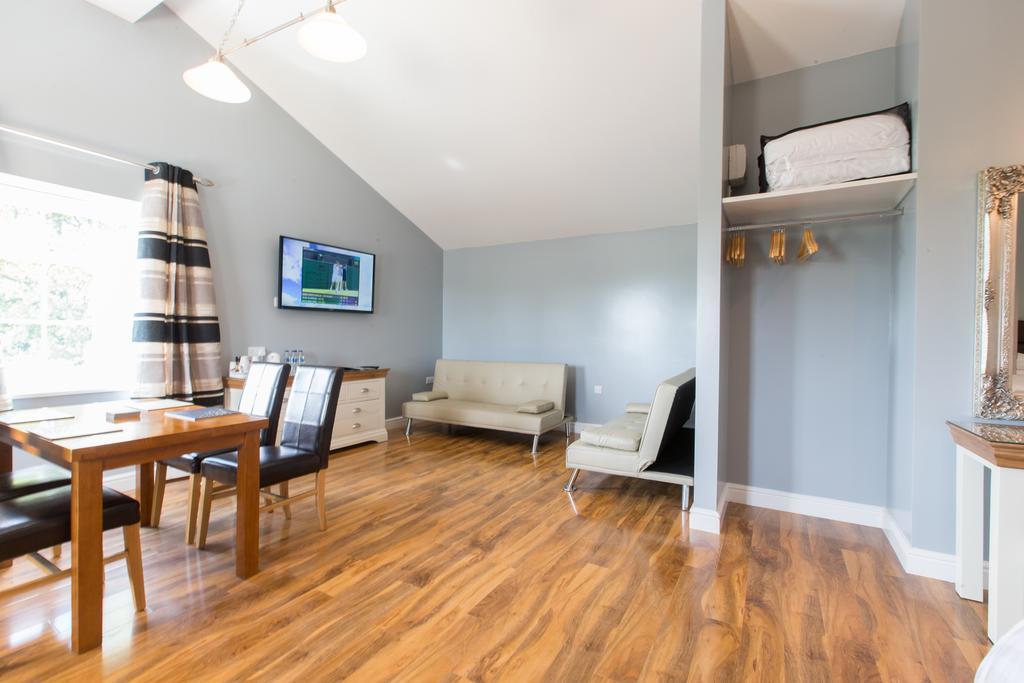 Silverstone Golf Club And Hotel Chambre photo